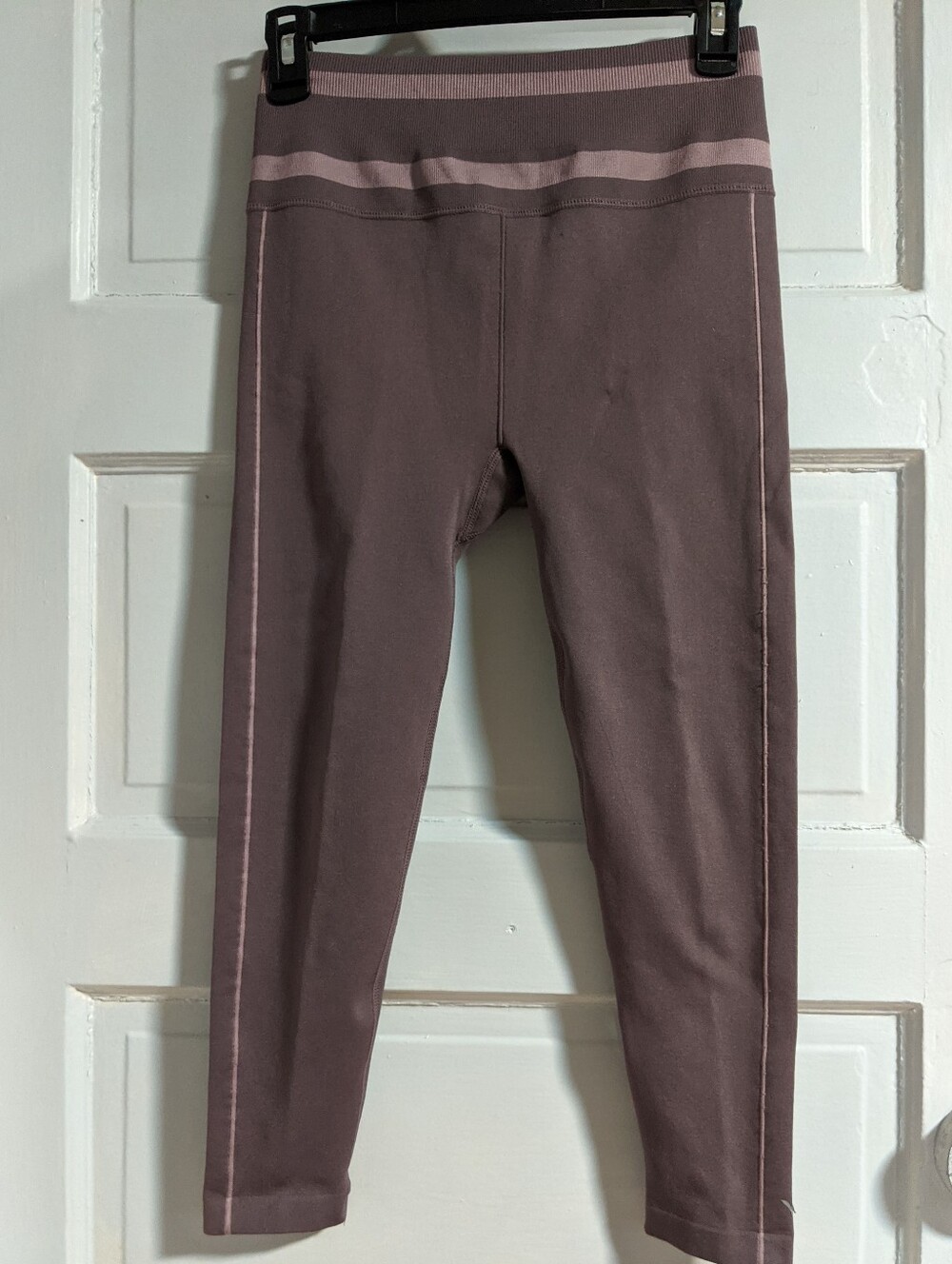 Seamless workout leggings.